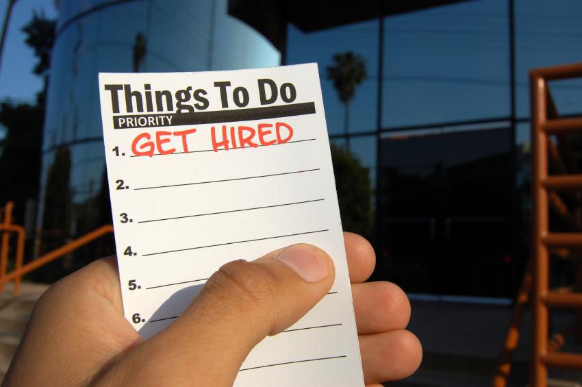 How to go full time after a part-time holiday job